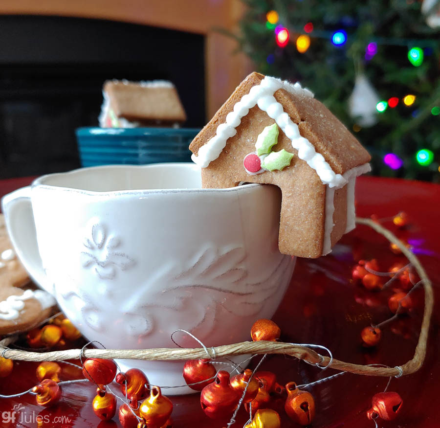 Mini Gingerbread House Cutters